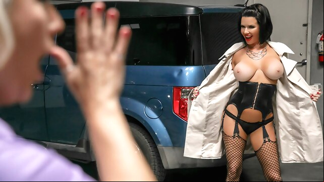 The Whore In The Lot With Veronica Avluv, Danny D - Brazzers xxx anal video
